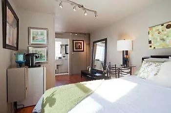 Fisherman'S Wharf Bed & Breakfast ビクトリア