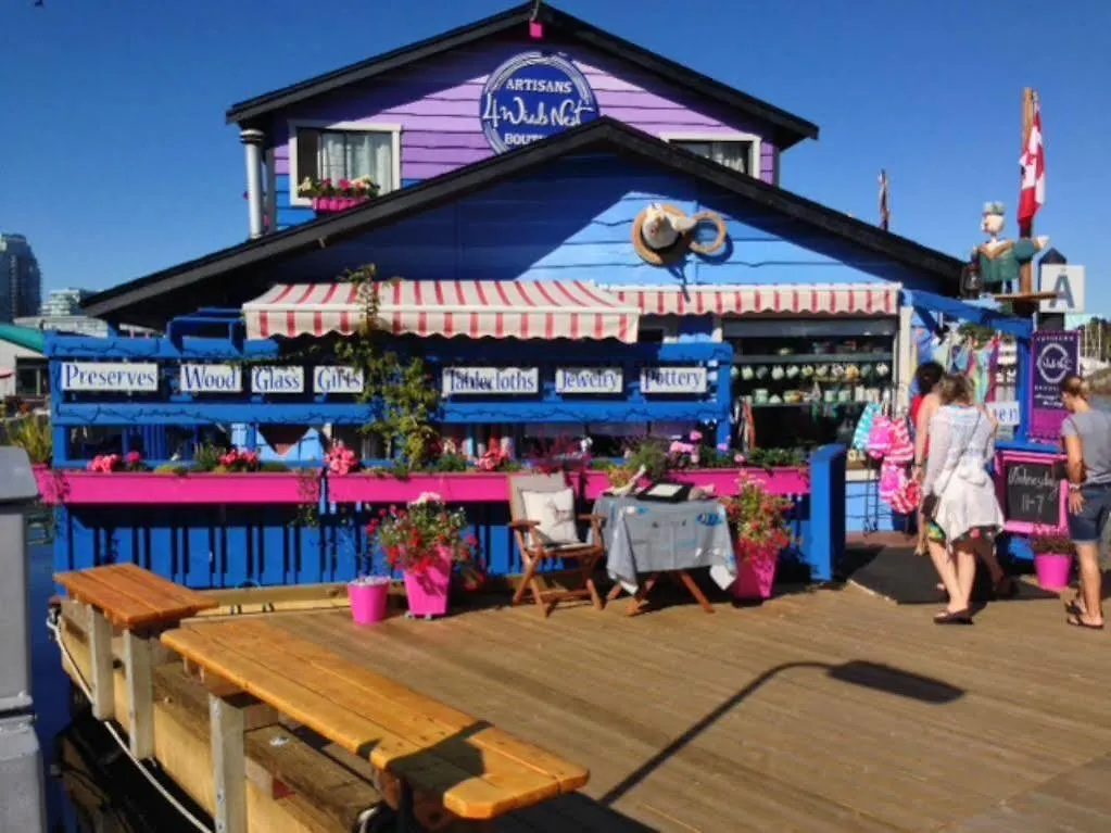 Fisherman'S Wharf Bed & Breakfast ビクトリア 2*,  カナダ