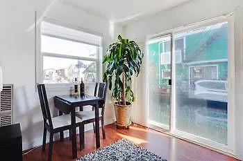 Hotel Fisherman'S Wharf Bed & Breakfast Victoria